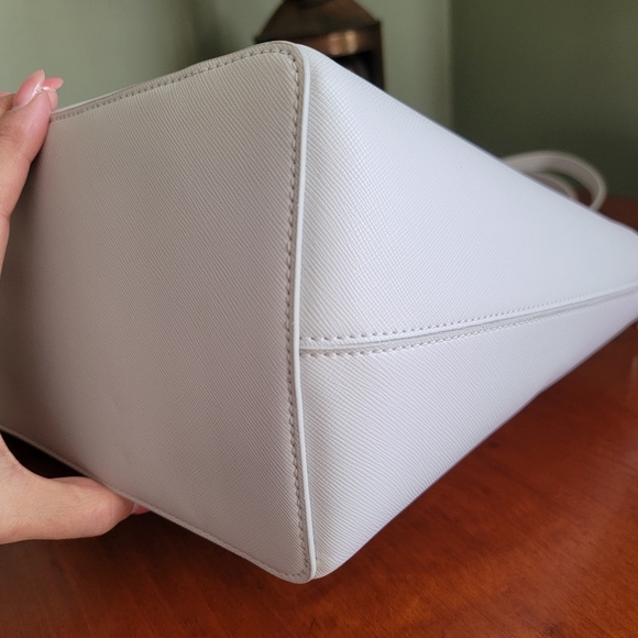 NWT Kate Spade K8706 Flash Glitter Tote Gray Saffiano Silver Glitter - Picture 10 of 16